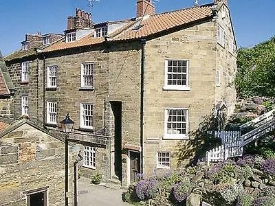 Flagstaff Cottage Robin Hood's Bay